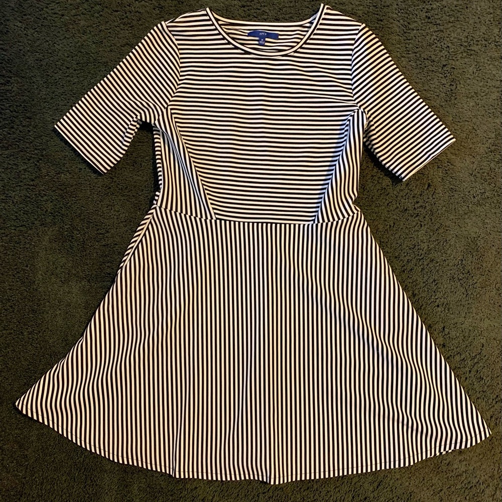 Apt. 9 Dress